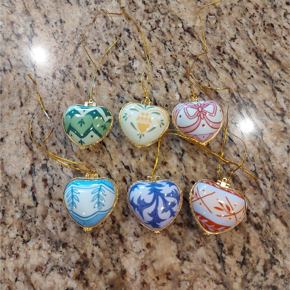 Valerie Parr Hill Ceramic Heart Shape Ornaments / Trinkets Set Of 6 ~ QVC